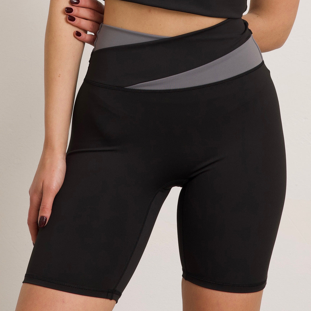 TONIC - Shorts sportivo